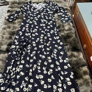 Elegant Navy Floral Midi Dress